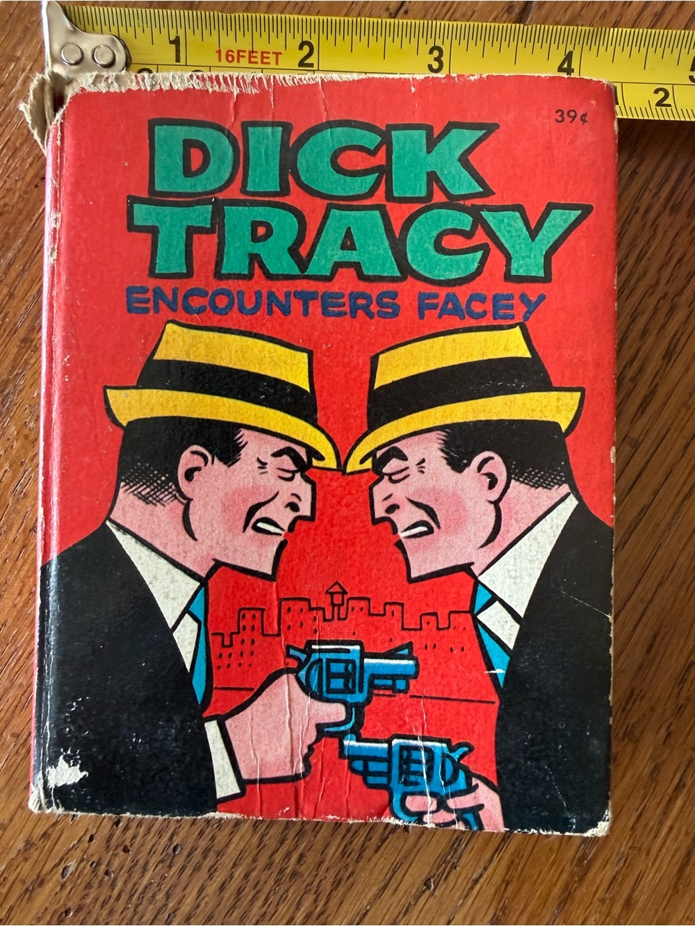 Dick Tracy Encounters Facey - A
Big Little Book, vintage.